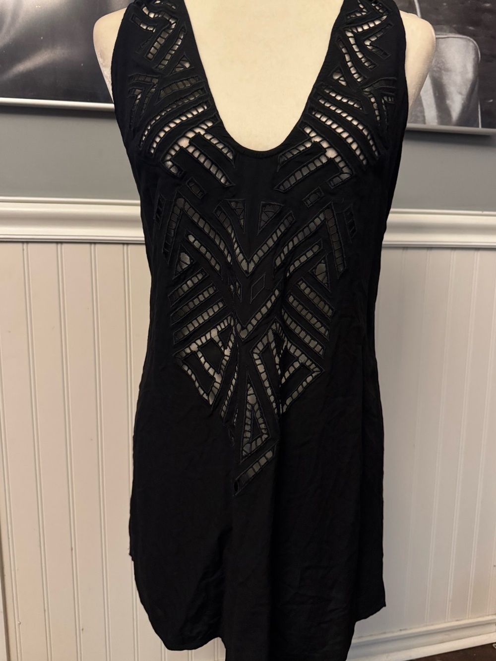Solitaire Swim Black Sleeveless Swimsuit Coverup Tunic Deep VNeck Geometric Sz M